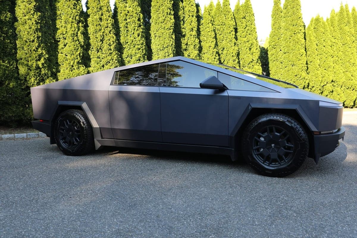 Satin Blue Steel on Tesla Cybertruck